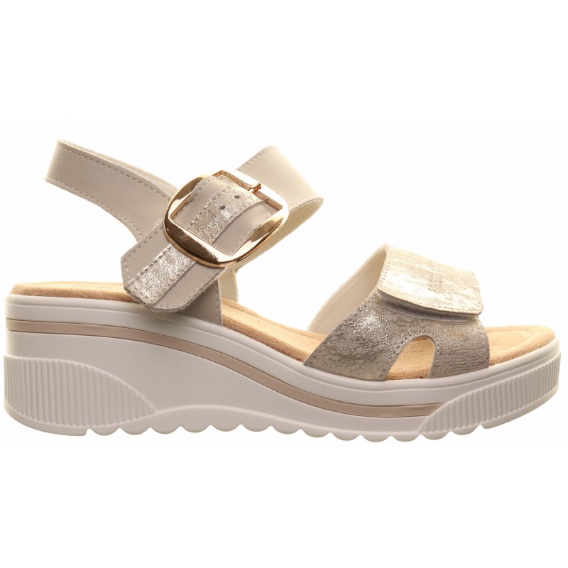 Redz Beige Wedge Buckle Sandals